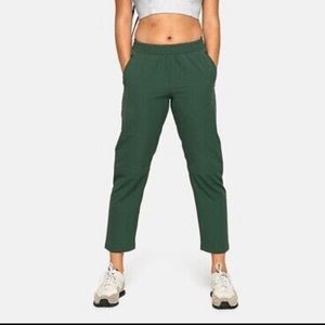 RARE Outdoor Voices Hunter Green RecTrek Pants